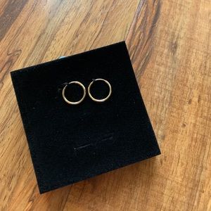 Brand new Mejuri 14k gold small hoops